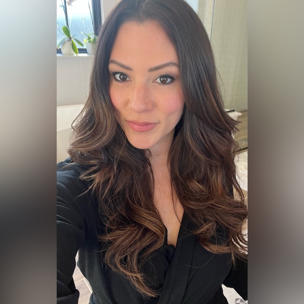 Meet your Posher, Laura